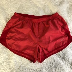 M Nike running shorts